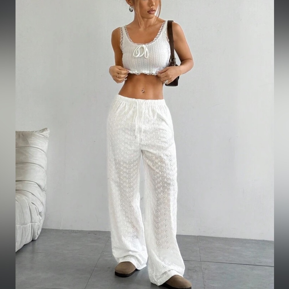 Square Embroidery Elastic Waist Pants